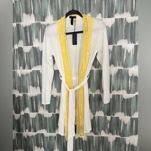 Samantha Chang- Lace Front Robe - Ivory and Buttercup - M